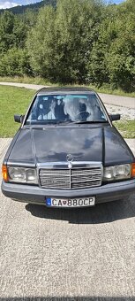 Mercedes-Benz 190 D - 4
