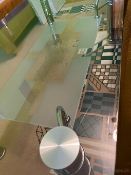 Konferenčný stolík - 4