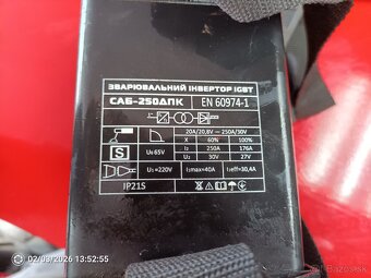 Invertorová zváračka Dnipro M SAB-250DPK - 4