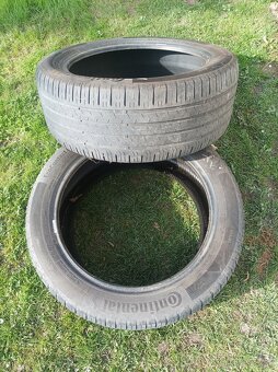 235/45R18 - 4