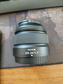 NIKKOR - 4