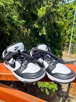 NIKE DZ 2794- 36,5 - 4