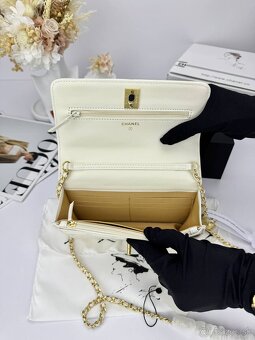 Luxusná dámska kabelka v štýle Milk Gold – elegantný dizajn - 4