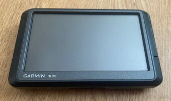 - - - Navigácia GARMIN nuvi - 265W - - - - 4