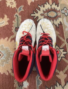 Asics agressor 4 white/rich gold 11,5 size - 4