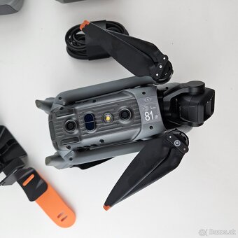 DJI Air 3 - 4