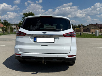 Ford S-MAX 2.0 TDCI Automat 7 miestny - 4