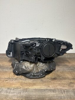 Pravý predný svetlomet BMW 5, F10/F11, 09-2017 - 4