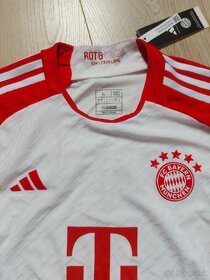 FC Bayern Mníchov - 4