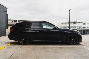 BMW 320d xDrive Touring MHEV M Performance - 4