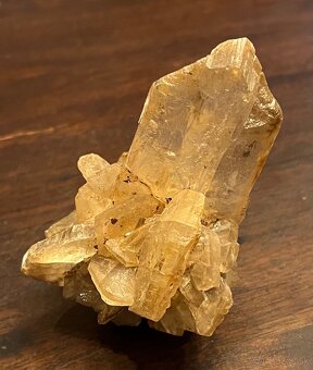 Minerály /sádrovec/ - 4