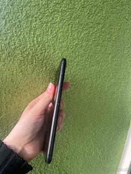 iPhone 7 - 4