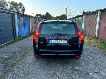 VOLVO V50 FL - 4