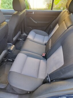 Golf 4 1.4 benzín - 4
