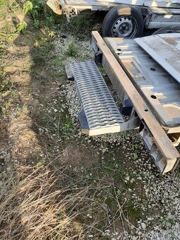 Zadný náraznik na valnik+stupak - 4