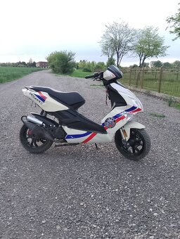 Skúter 50cc - 4