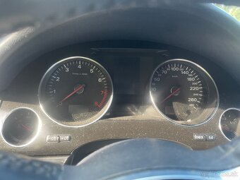 PREDAM ALEBO ROZPREDAM AUDI A8 - 4