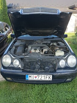 Predám Mercedes-Benz 220E - 4