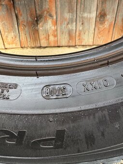 Michelin 215/60R17 - 4