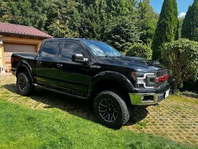 FORD F - 150 - 4