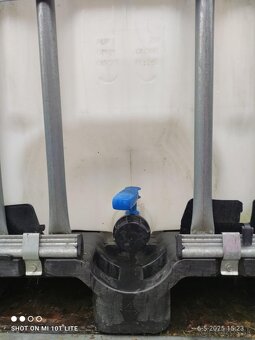 IBC nádrž kontajner 600l - 4