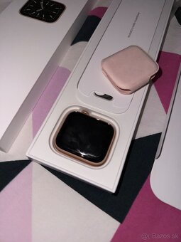 Apple Watch Series 6 – 44 mm Rose Gold - 4