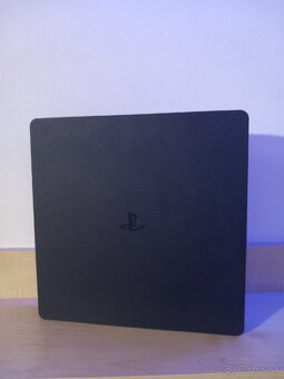 PlayStation 4 Slim 1TB - 4