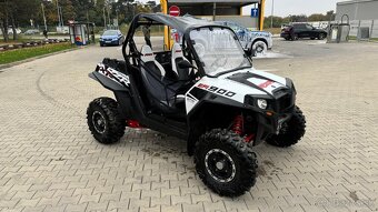 Polaris RZR XP 900 - 4