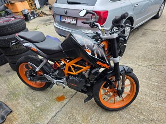 KTM DUKE 390 - 4
