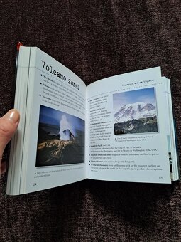 Encyklopedia Zeme a vesmiru v anglictine NOvA - 4