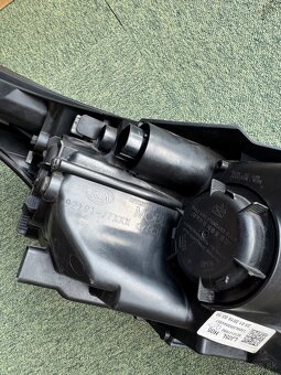 Kia Ceed III (CD) Ľavý predný svetlomet - 4