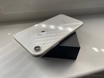 iPhone XR 64Gb Top Stav - 4
