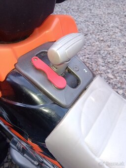 Elektrická štvorkolka Peg Perego 4x4 - 4