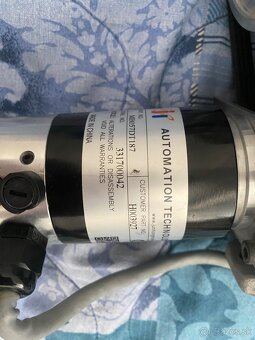 Predám 3x servo motor - 4