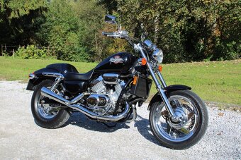 Honda Magna 750 C - 4