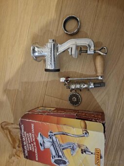 Mlynčeky na mäso a orechy - 4