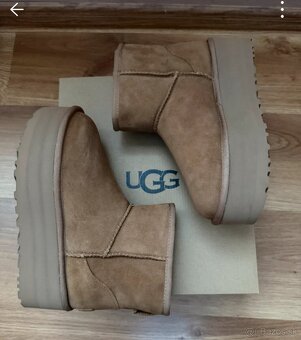 UGG Classic Mini Platform 37 - 4