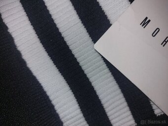 Sukňa s rozparkom M - 4