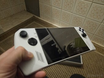 [PREDÁM] ASUS ROG ALLY Z1E - 4