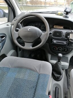 Predám Renault scenic - 4