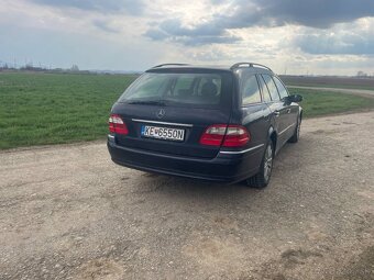 Mercedes Benz W211 - 4