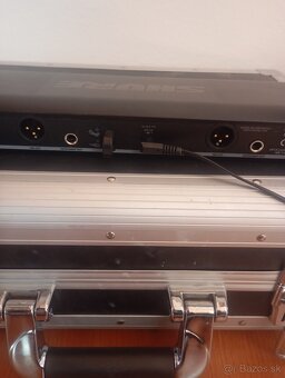 Shure BLX288E/SM58 Bezdratovy set K3:606 - 630Mhz - 4
