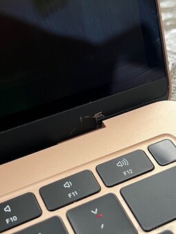 MacBook Air 13” Retina (2018) 8GB RAM, plne funkčný - 4