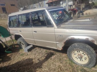 Pajero 1 - 4