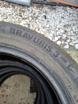 Letné pneumatiky 215/55 R17 94Y zn. Barum Bravuris 3HM - 4
