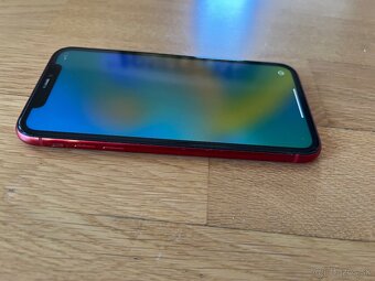iPhone 11 Red, 128 GB - 4