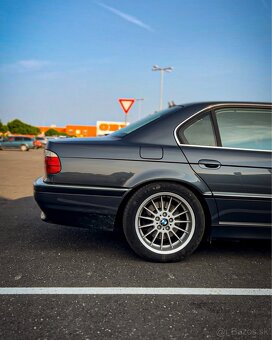 BMW 740iL E38 - 4