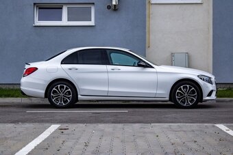 Mercedes-Benz C trieda Sedan 220 d 4MATIC A/T - 4