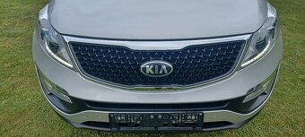 Kia sportage 2,0Crdi 4x4 2015,v. sedacky 4X,navi,par.kamera - 4