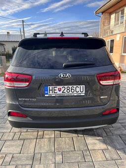 Kia Sorento 7 miestná ,2.2 CRDI Platinum - 4